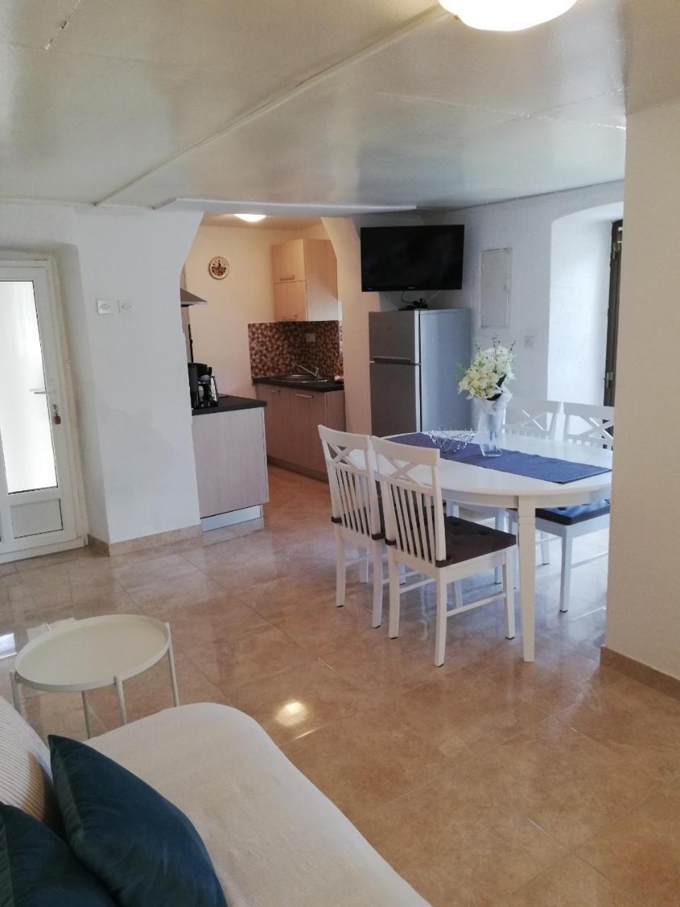 Apartment Surdic Valun Ngoại thất bức ảnh