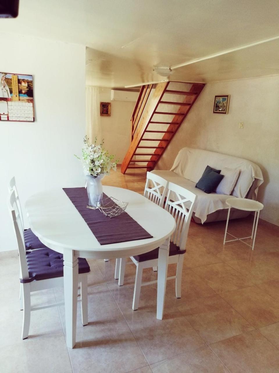 Apartment Surdic Valun Ngoại thất bức ảnh