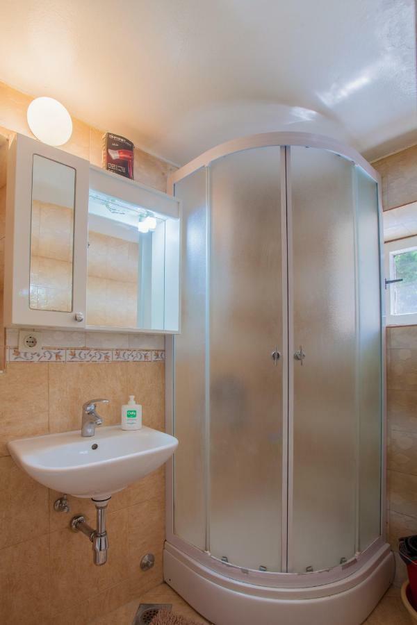 Apartment Surdic Valun Ngoại thất bức ảnh