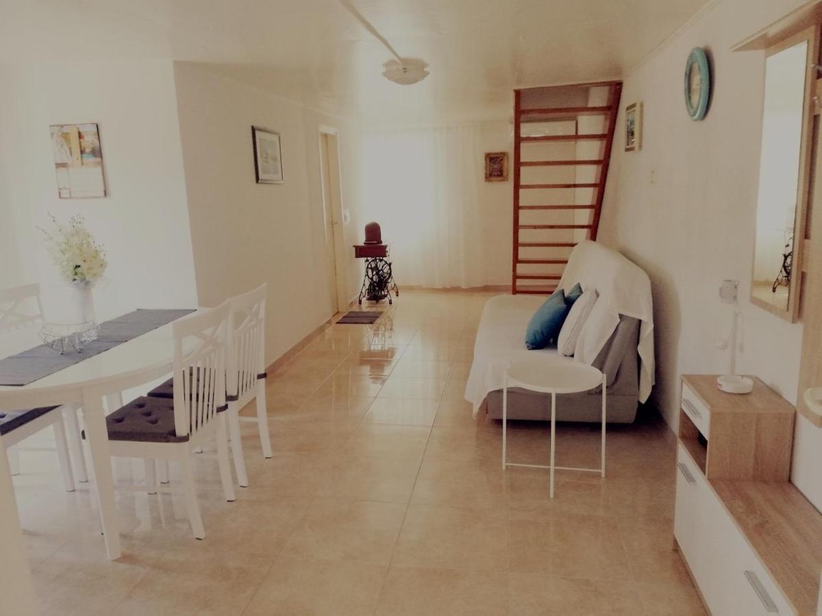 Apartment Surdic Valun Ngoại thất bức ảnh